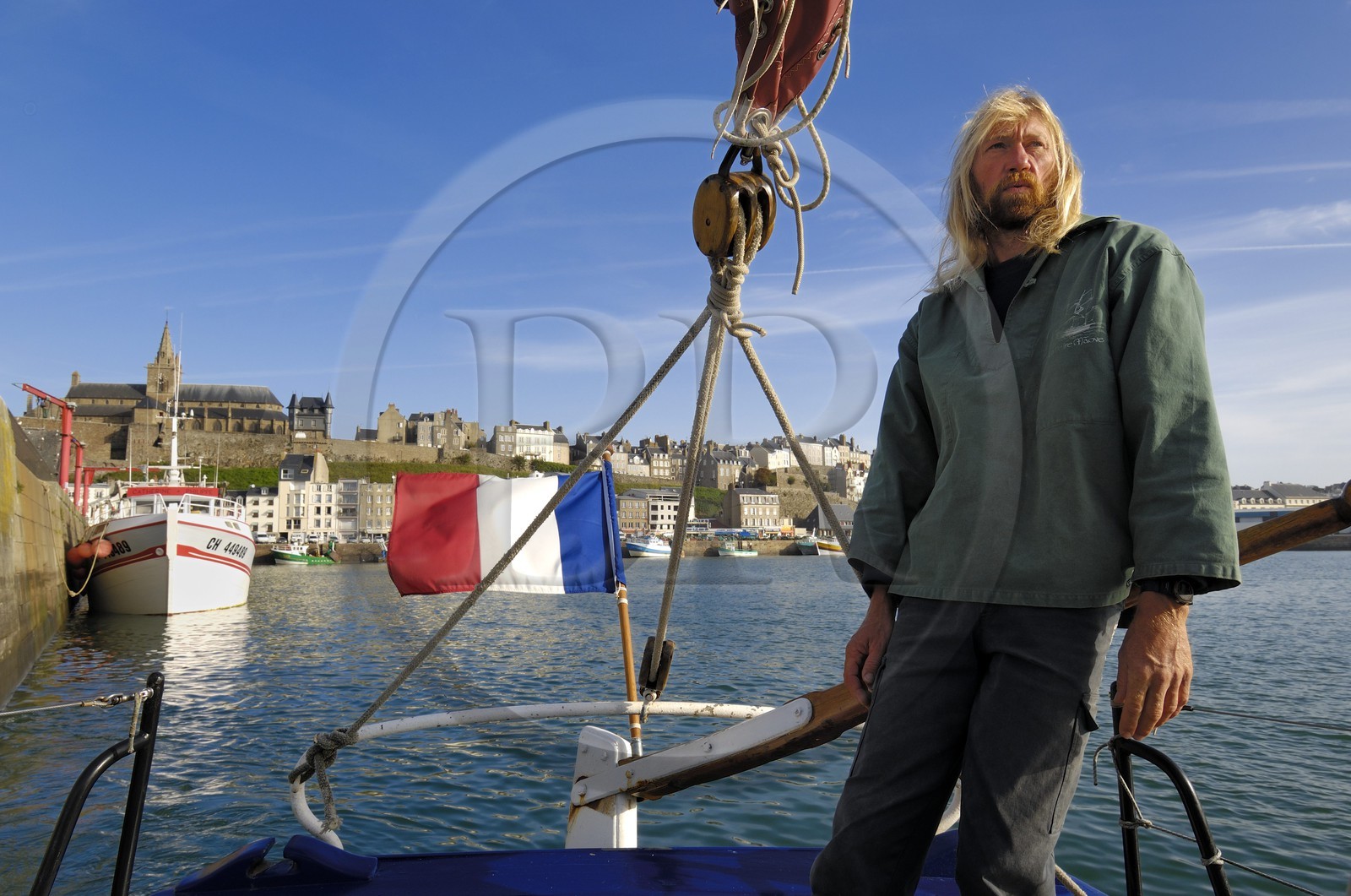 France, Manche (50), Granville, le Bassin à Flot du port de pêche au pied de la Haute-Ville