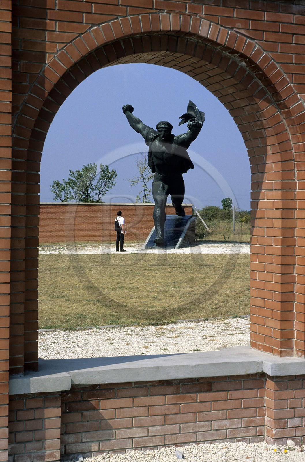 Hongrie, Budapest, statue de l' époque communiste dans le parc Szobor dit le parc des statues