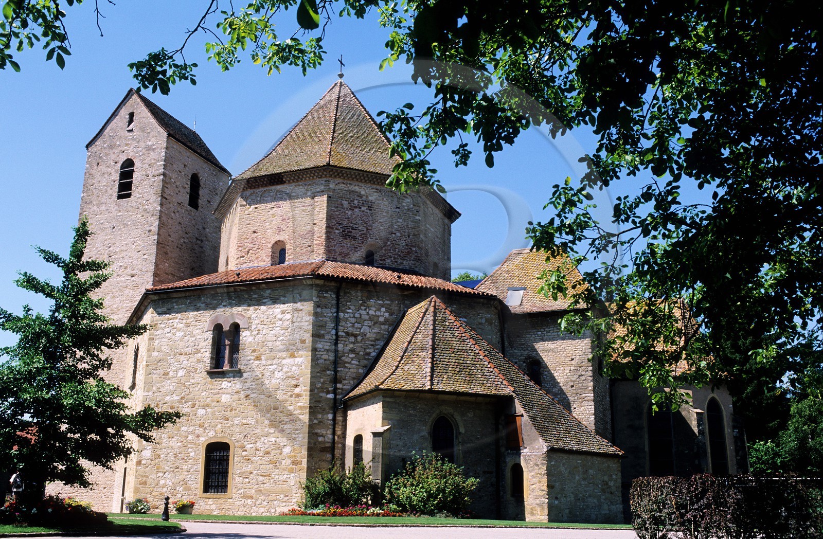 France, Haut-Rhin (68), Ottmarsheim, église carolingienne unique en Alsace (datant de 1049)