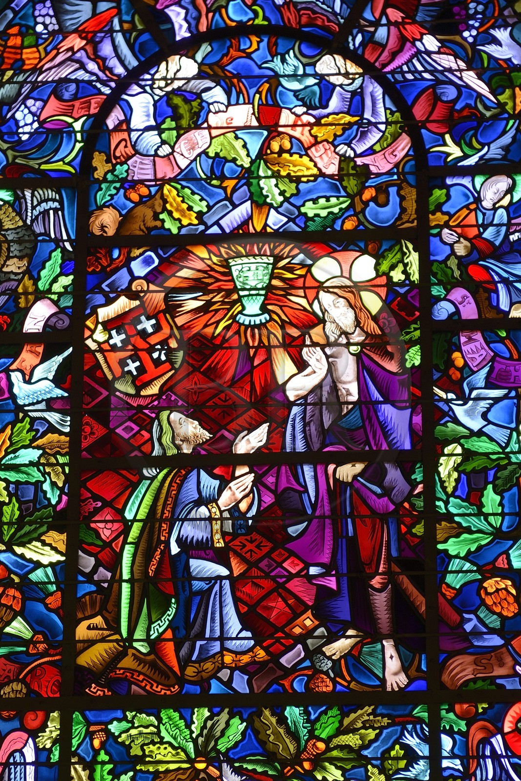 France, Morbihan (56), forêt de Brocéliande, Tréhorenteuc, église Sainte-Onenne ou la chapelle du Graal dédiée à la mythogie arthurienne