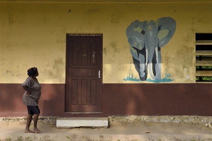 Gabon, province de Ogooué- Maritime, région de Omboué, lagune Fernan Vaz (Nkomi), la mission Sainte-Anne, salle de classe