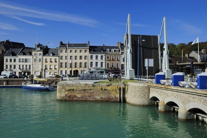 France, Seine-Maritime (76), Saint-Valery-en-Caux, le pont levant