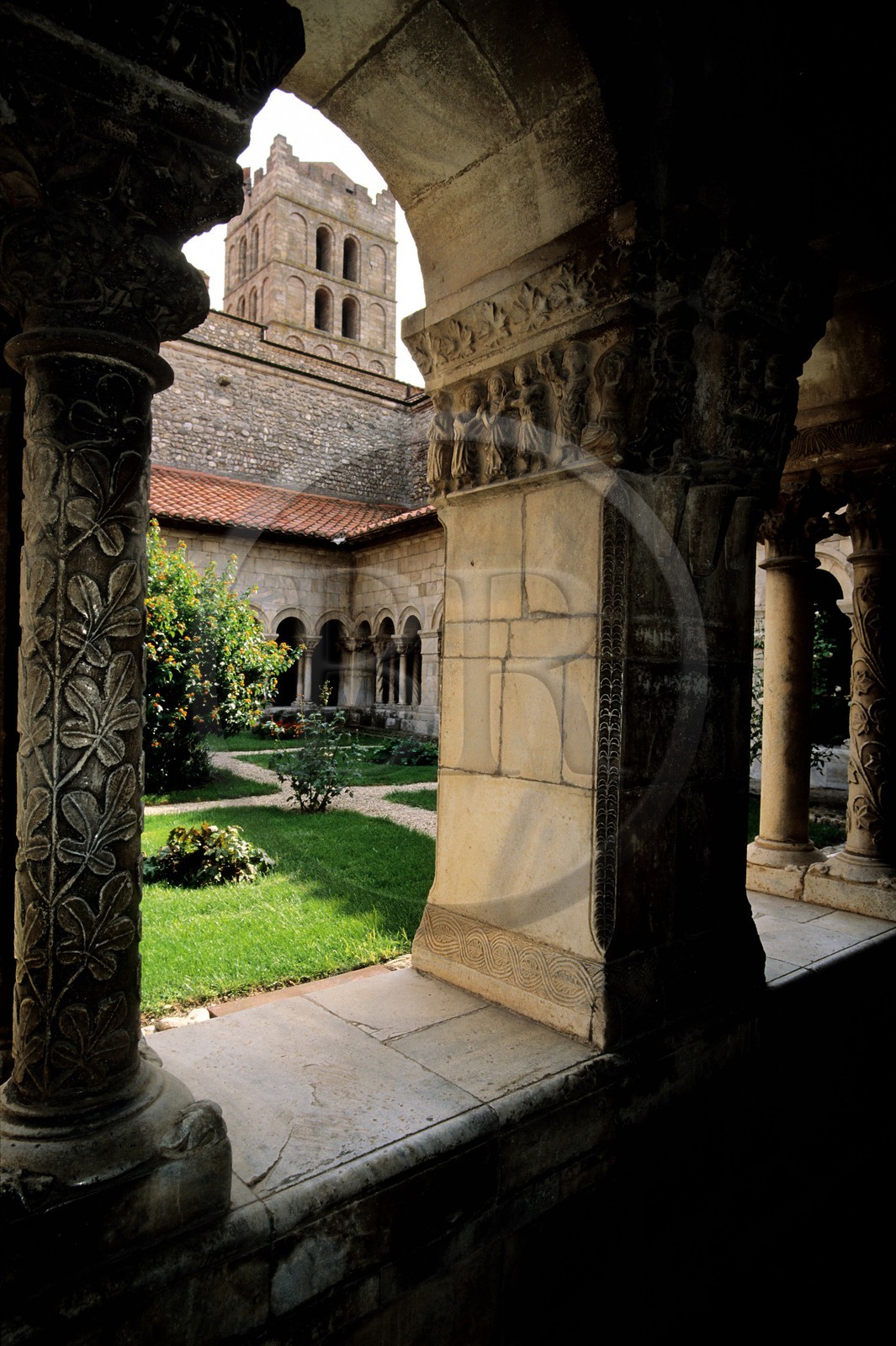 France, Pyrénées-Orientales (66), Elne, cloître de la cathédrale Sainte-Eulalie-et-Sainte-Julie