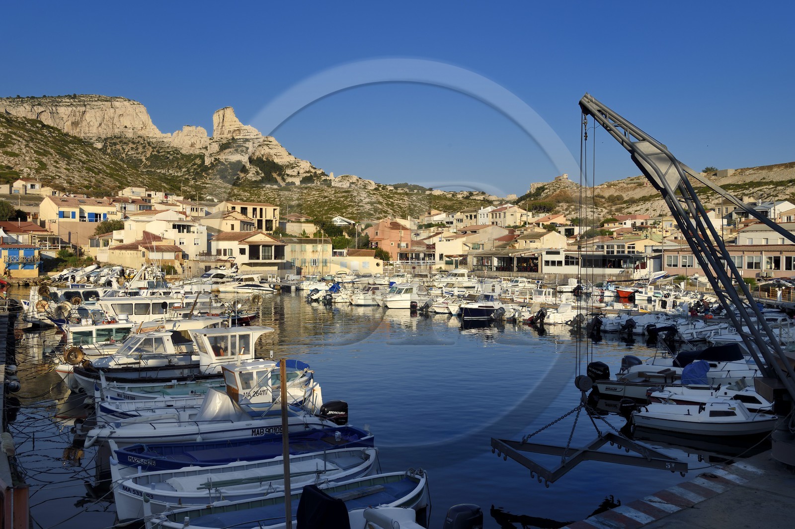 France, Bouches-du-Rhône (13), Parc national des Calanques, Les Goudes, port de pêche