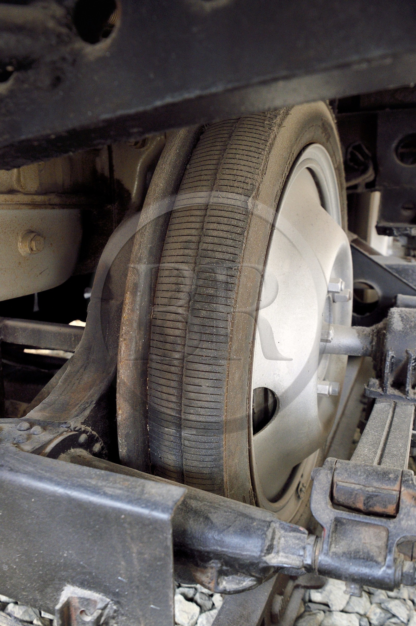 France, Puy-de-Dôme (63), Clermont-Ferrand, L'Aventure Michelin, musée retraçant toutes les activités du groupe Michelin, pneu de la roue ferroviaire d'une Micheline