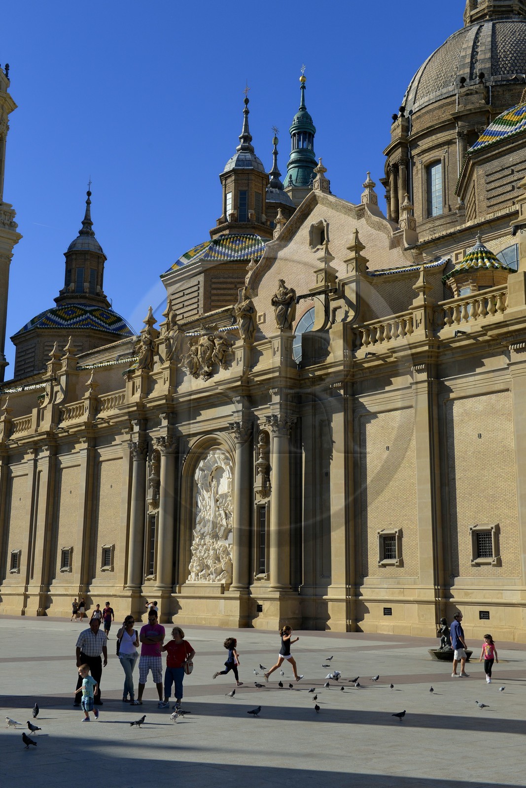 Espagne, Aragon, Saragosse, Plaza del Pilar, Basilique del Pilar (Notre-Dame du Pilier) Espagne, Aragon, Saragosse, Plaza del Pilar, Basilique del Pilar (Notre-Dame du Pilier)