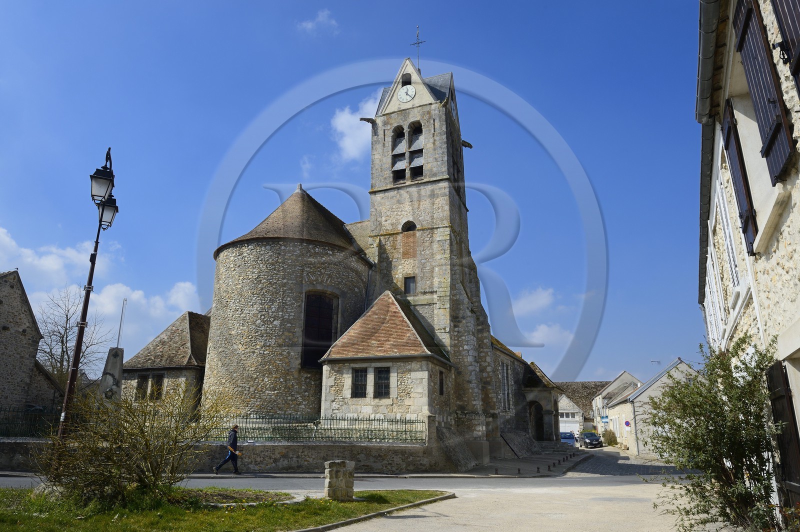 France, Seine-et-Marne (77), village de Maincy qui jouxte le domaine du château de Vaux-le-Vicomte, l'Eglise Saint Etienne