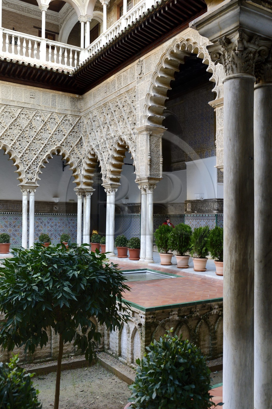 Espagne, Andalousie, Séville, Alcazar de Séville (Reales Alcazares de Sevilla), classé Patrimoine Mondial de l'UNESCO, Cour des Demoiselles (Patio de las Doncellas)