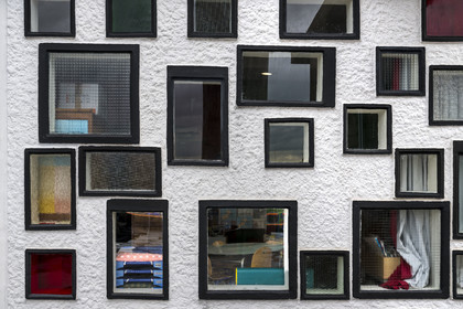 France, Loire-Atlantique (44), banlieue de Nantes, Rezé, la Maison Radieuse par l'architecte Le Corbusier, l'école maternelle installée sur le toit-terrasse