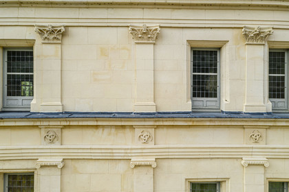 France, Aisne, Château-Thierry, Jean de La Fontaine Museum - city of Chateau-Thierry in the birthplace of the poet and writer, capitals and intertwined croissants on the courtyard side Renaissance facade