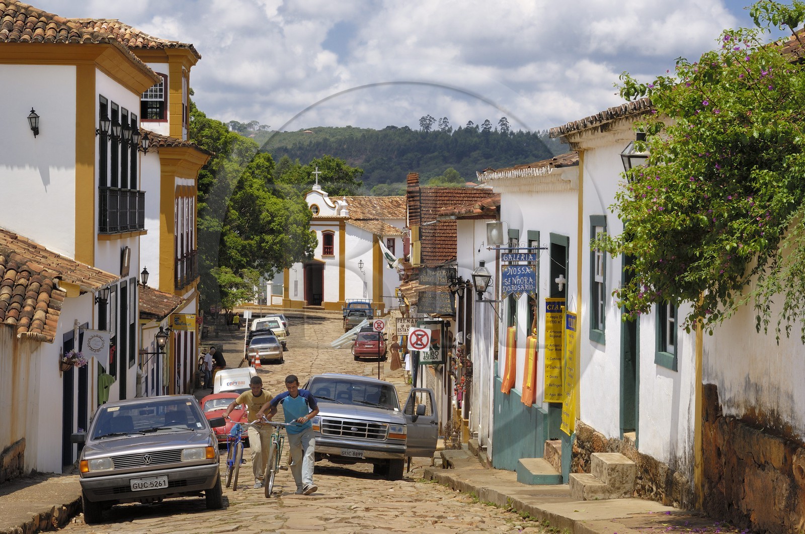 Brazil, Minas Gerais state, une rue de Tirandentes (Gold Route, Estrada Real)