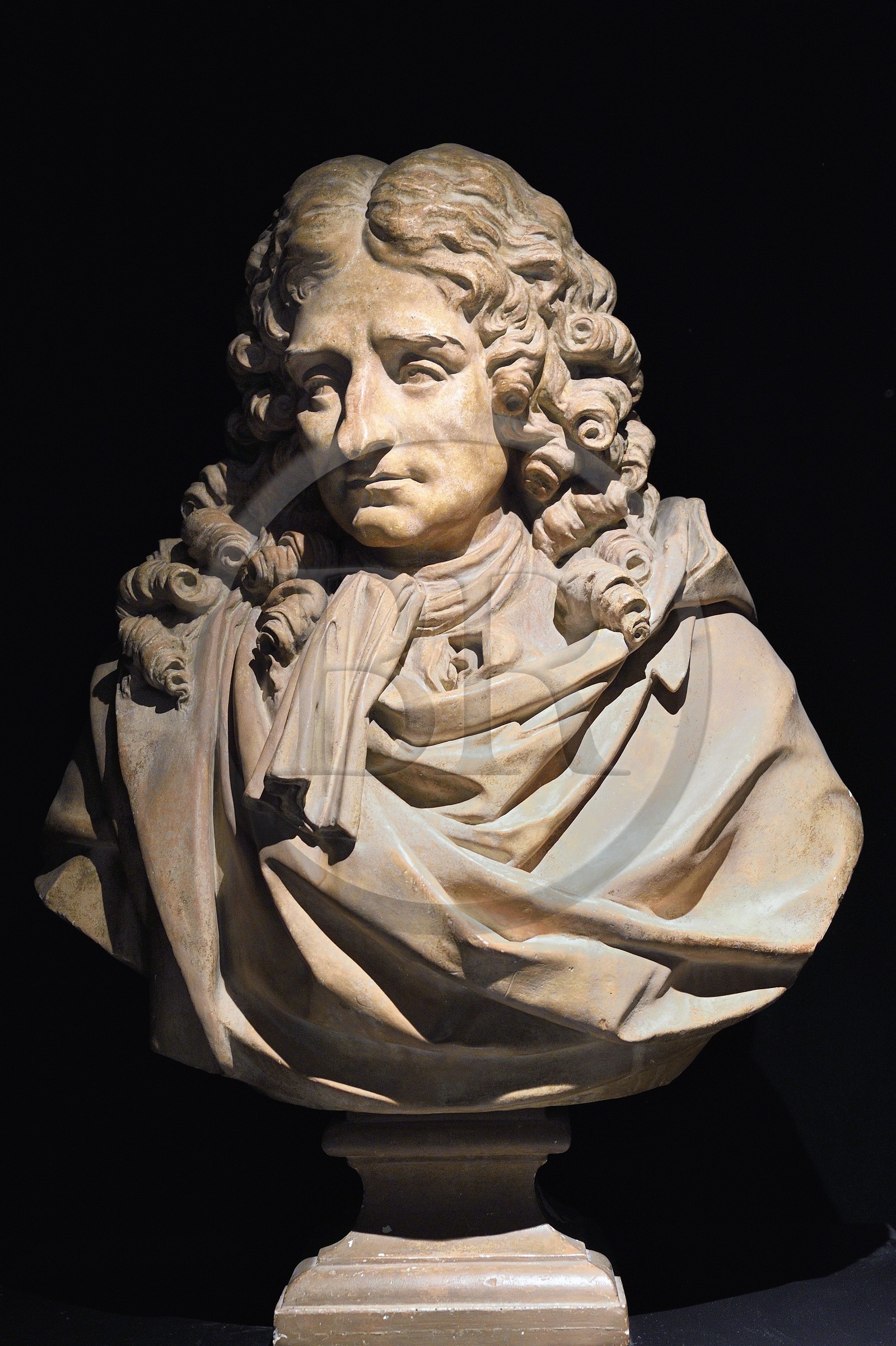 France, Aisne (02), Château-Thierry, Musée Jean de La Fontaine - Ville de Chateau-Thierry, Buste (platre patiné) de Jean de La Fontaine du sculpteur Louis Pierre Deseine