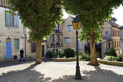 France, Dordogne, Bergerac, place de la Myrpe in the boatmen district