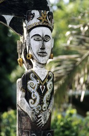 Indonesia, Borneo, in a Kenyah village on the Belayan river, wooden sculpture of a god