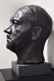 Allemagne, Berlin, le Deutsches Historisches Museum (musée de l’histoire allemande), Régime national-socialiste et la seconde guerre mondiale, Hitler