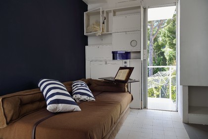 France, Alpes Maritimes, Roquebrune Cap Martin, Cap Martin, Sentier de la Buse, Villa Eileen Gray E1027 designed by architect and designer Eileen Gray for the architect Jean Badovici
