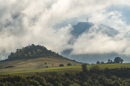 France, Aveyron, Grands-Causses Regional Nature Park, Saint Affrique, landscape northwest of Roquefort towards Tiergues