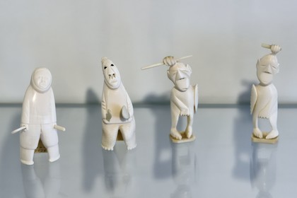 Groenland, cote ouest, baie de Baffin, Upernavik, le musée, Tupilak (sculpture rituelle)