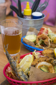 France, Herault, Sete, restaurant Fritto rue André Portes, fried fish is the specialty