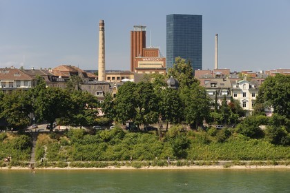 Suisse, Bâle, la tour de la foire Messerturm sur le Messerplatz, tour la plus haute de Suisse