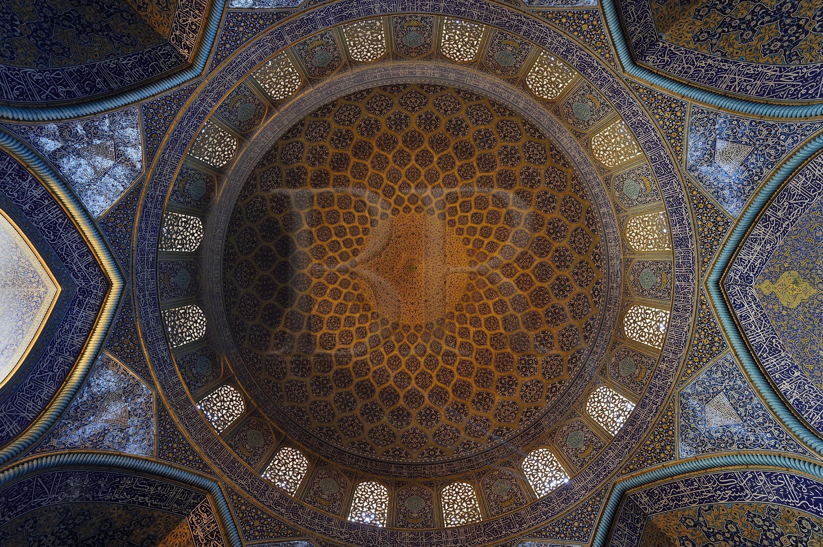 Iran, province d'Ispahan, Ispahan, mosquée du Cheikh Lotfallah (Lotfollah) datant du début du XVIIe siècle