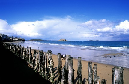 France, Ille-et-Vilaine (35), la plage près de Saint-Malo