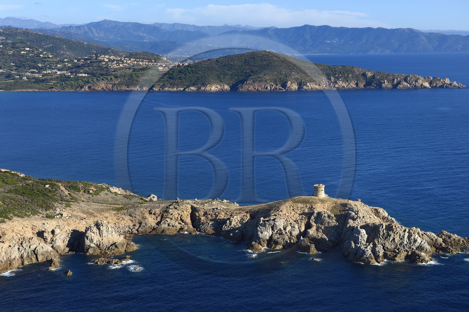 France, Corse-du-Sud (2A), Cargèse, la tour génoise de la pointe d'Omigna (vue aérienne)