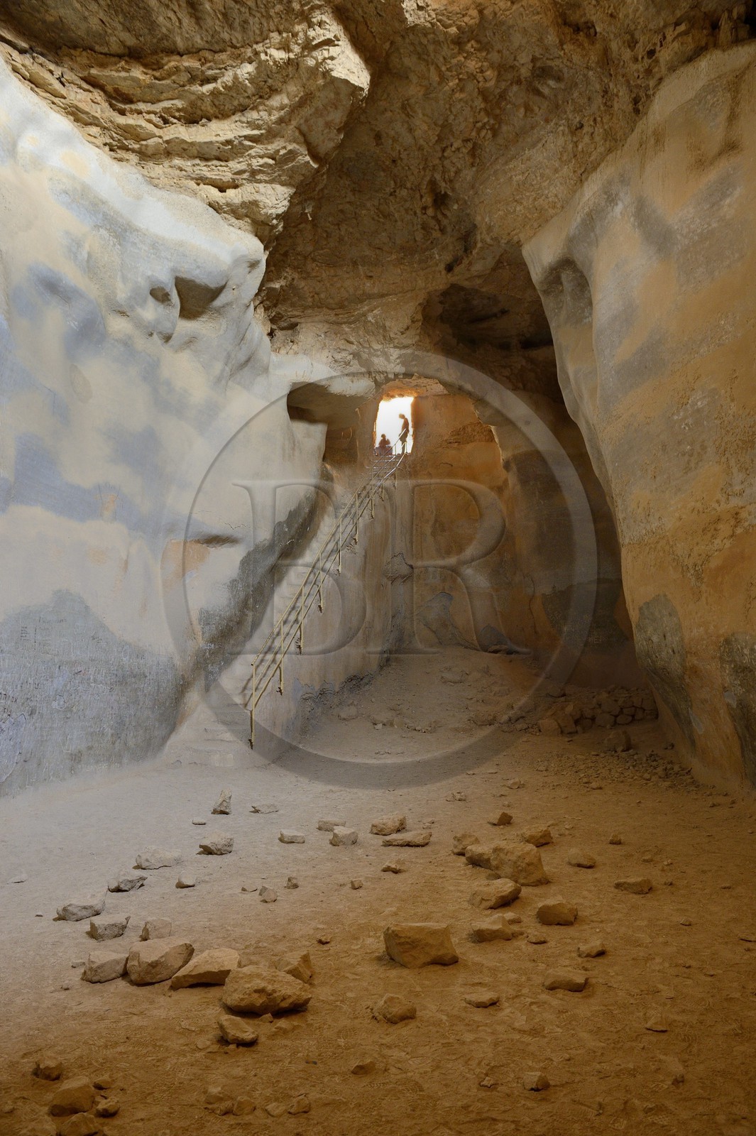 Israel, désert du Neguev, forteresse de Massada, classée Patrimoine Mondial de l'UNESCO, la Citerne Hérodienne (40 av JC) au sud du plateau