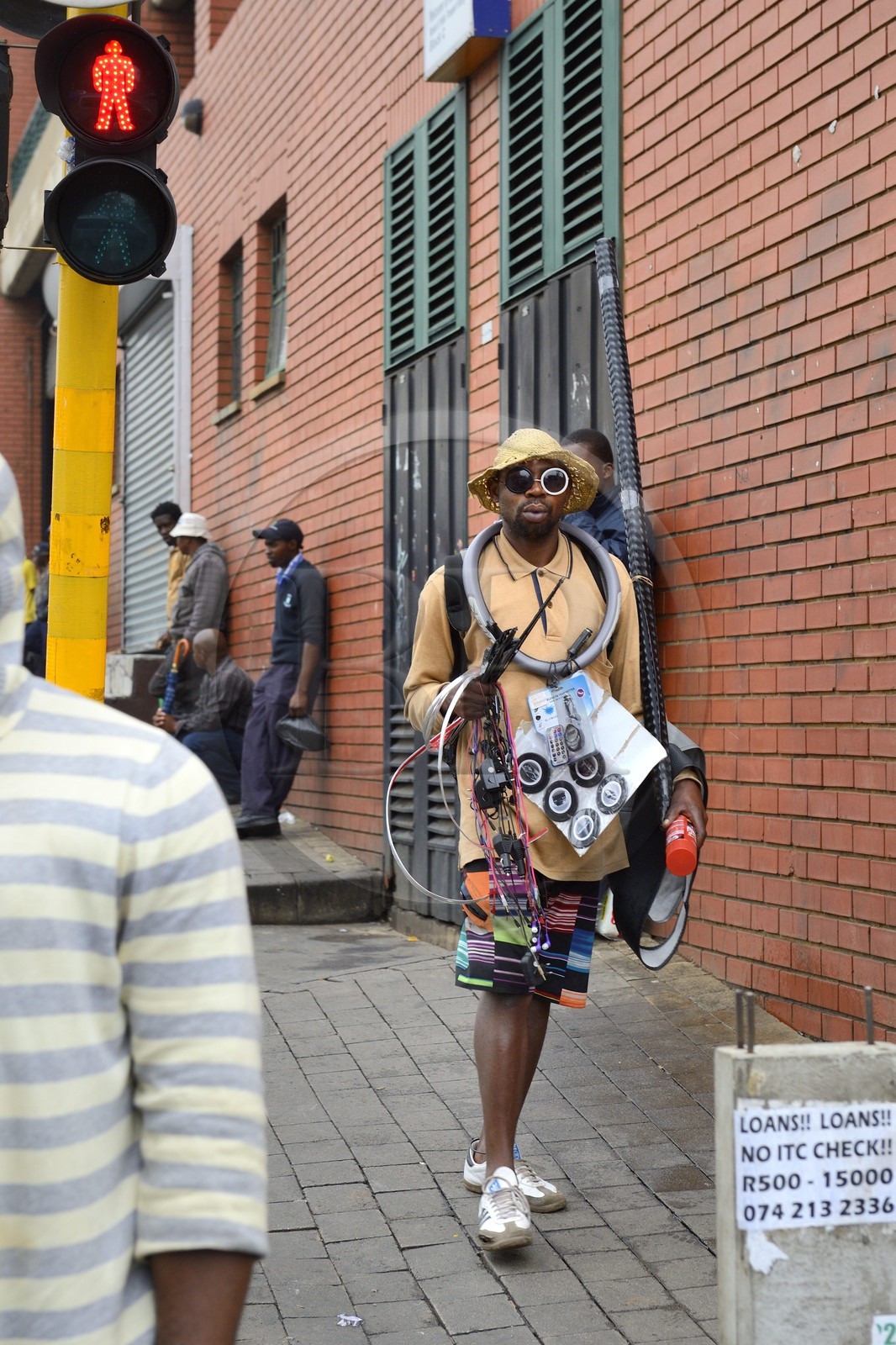 Afrique du Sud, province de Gauteng, Johannesburg, Newtown, vendeur ambulant