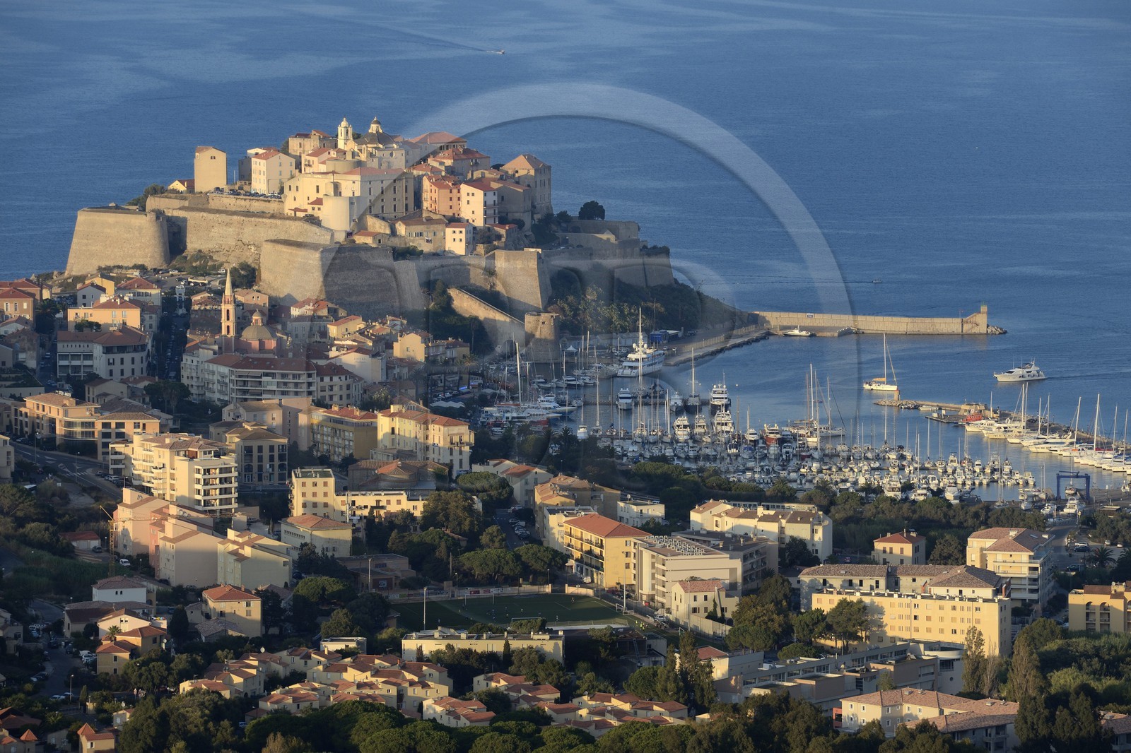 France, Haute-Corse (2B), Calvi et sa citadelle génoise