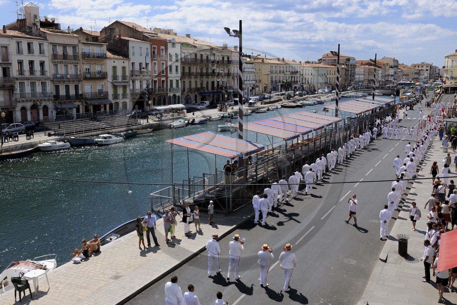 France, Herault, Sete, Fete de la Saint Louis (St Louis's feast), parade of the water jousters