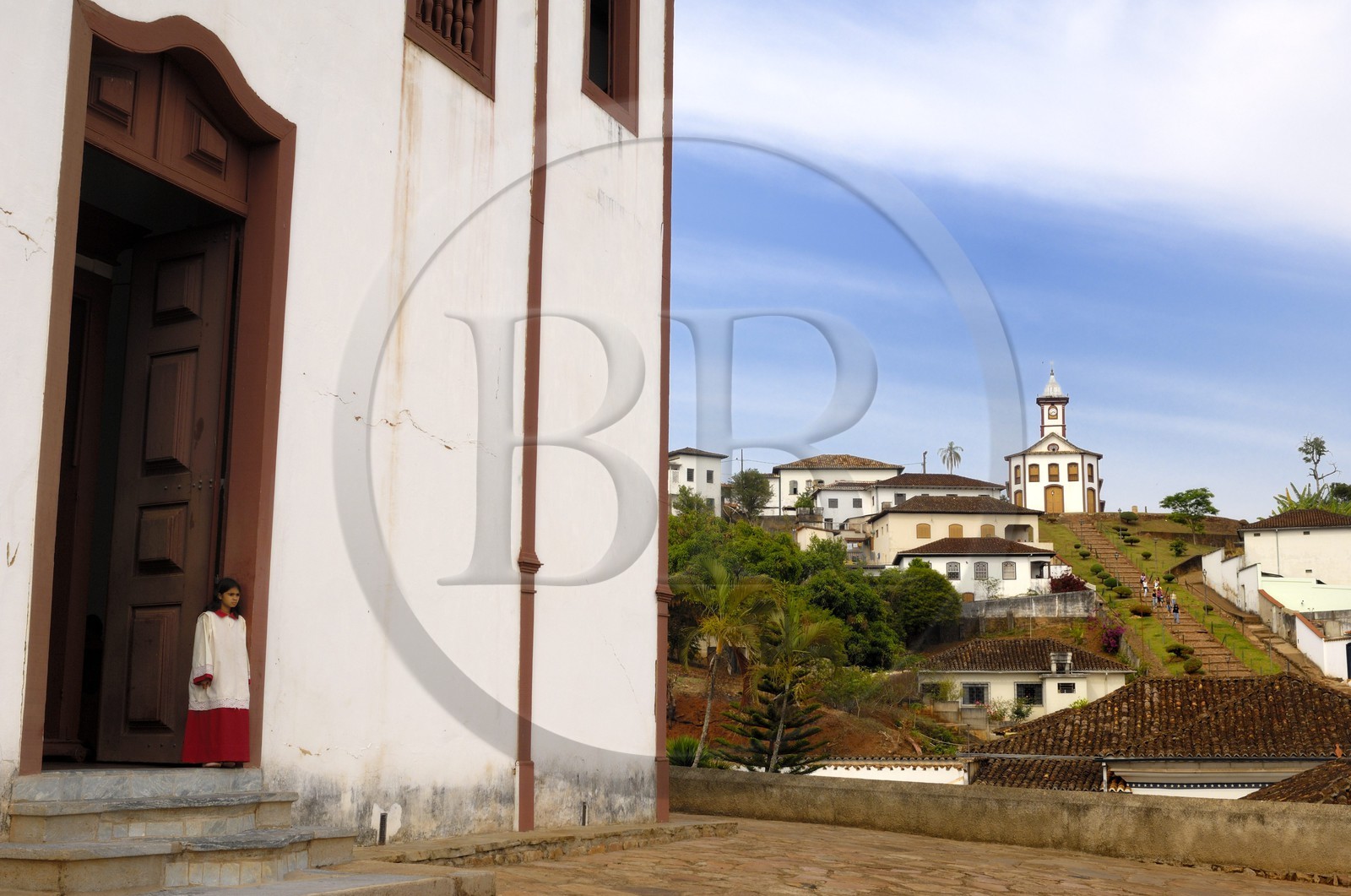 Brésil, Etat du Minas Gerais, ville de Serro, igreja de Nossa Senhora do Carmo et capela de Santa Rita au fond (Route de l'or, Estrada Real) Brésil, Etat du Minas Gerais, ville de Serro, igreja de Nossa Senhora do Carmo et capela de Santa Rita au fond (Route de l'or, Estrada Real)