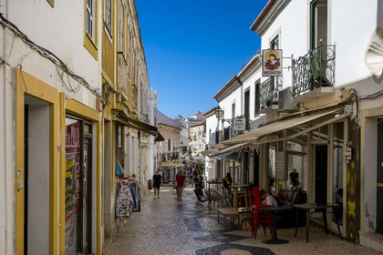 Portugal, Algarve, Lagos, la rue piétonne Candido dos Reis