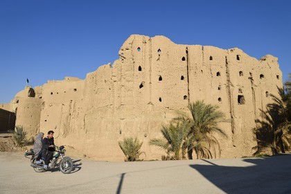 Iran, Isfahan province, Dasht-e Kavir desert, Khur and Biabanak County, Bayazeh, the former castle that could house the townspeople in case of attack in its 700 rooms
