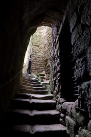France, Bas-Rhin (67), château de Fleckenstein, escalier troglodityque