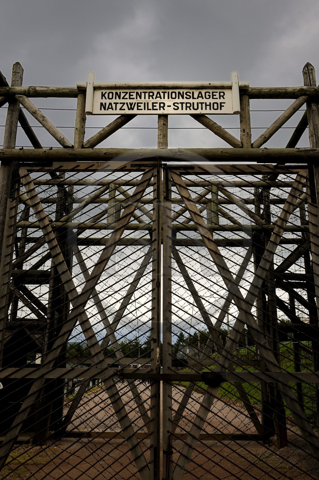 France, Bas-Rhin (67), région de Schirmeck, camp de concentration nazi du Struthof-Natzwiller, le portail d'entrée