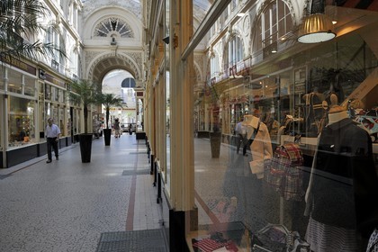 France, Loire-Atlantique (44), Nantes, le passage Pommeraye et ses boutiques