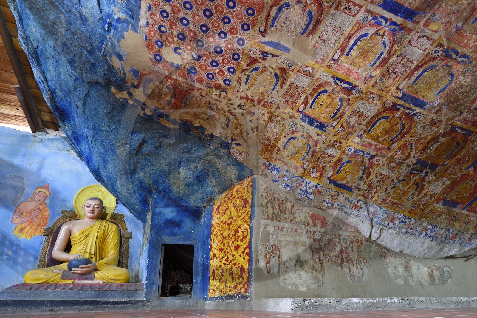 Sri Lanka, Province du Nord Ouest, la citadelle de Yapahuwa, temple troglodytique du XIIIème siècle