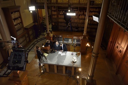 France, Paris, the National Archives, Grands dépots (Large deposits), iron cupboard room, filming of the television show L'ombre d'un doute (The shadow of a doubt) over the Marcel Petiot case presented by the animator and journalist Franck Ferrand