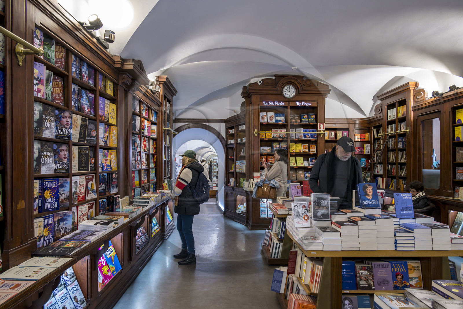 Portugal, Lisbonne, Bairro Alto, librairie Livraria Bertrand - Chiado