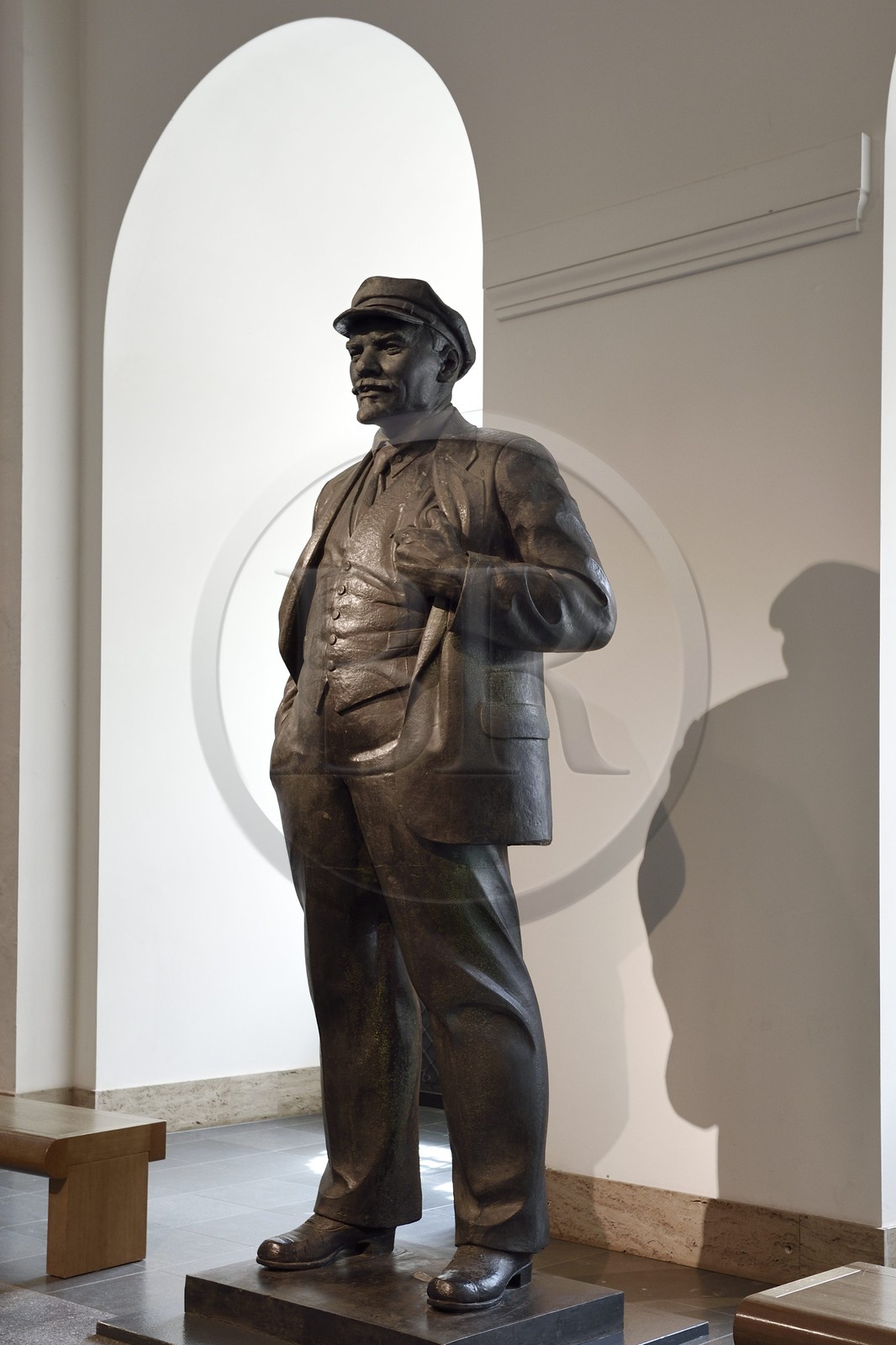 Allemagne, Berlin, le Deutsches Historisches Museum (musée de l’histoire allemande), statue de Lénine