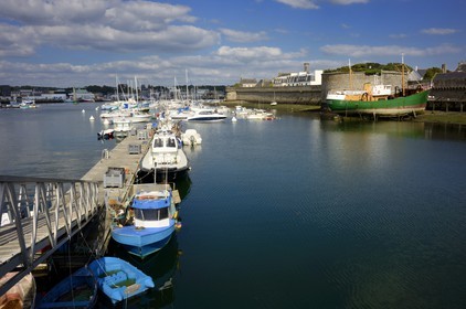 France, Finistère (29), Concarneau, le port et la Ville Close