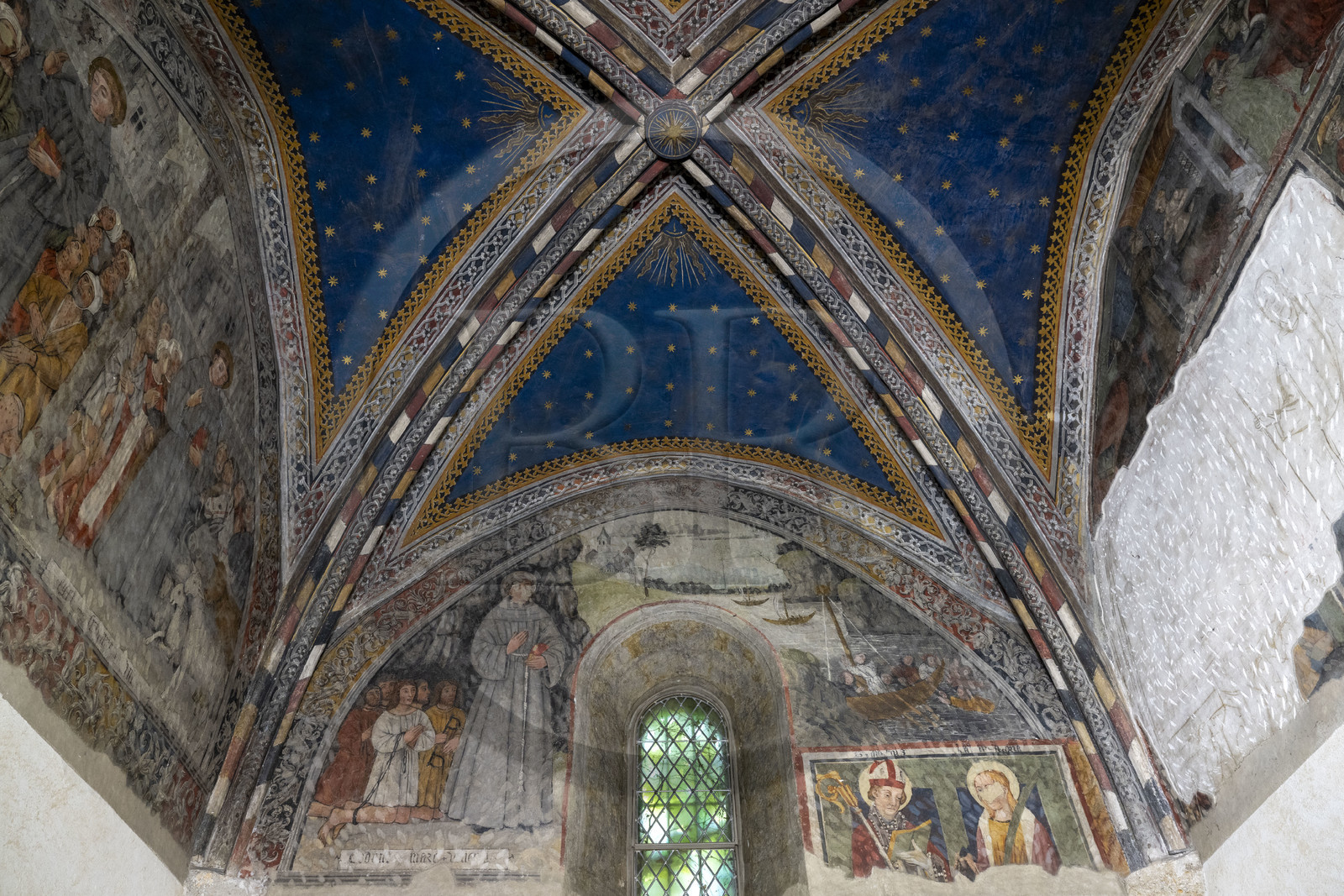 France, Hautes Alpes (05), Embrun, fresques réalisées par des artistes italiens des XVe et XVIe siècles dans une chapelle latérale de l'ancien couvent des Cordeliers aujourd'hui office du tourisme