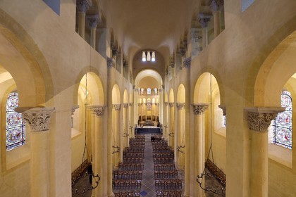 France, Puy-de-Dôme (63), Clermont-Ferrand, basilique Notre-Dame-du-Port de style roman auvergnat, classée Patrimoine Mondial de l'UNESCO au titre des Chemins de Saint-Jacques-de-Compostelle en France