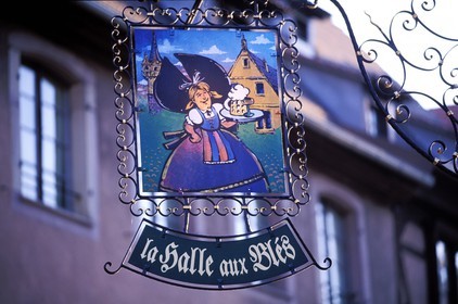 France, Bas-Rhin (67), Obernai enseigne de restaurant