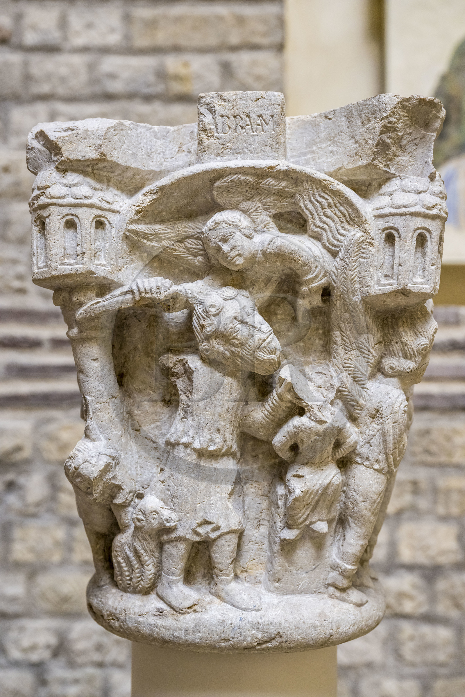 France, Paris (75), Musée de Cluny - Musée national du Moyen-Age, chapiteau du cloitre de l'abbaye de Sant Pere de Rodes (Catalogne), fin du XIIe siècle, vie d'Abraham