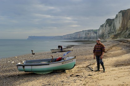 France, Seine-Maritime, Cote d'Albatre, Yport, grounding port on the beach, fishing boats