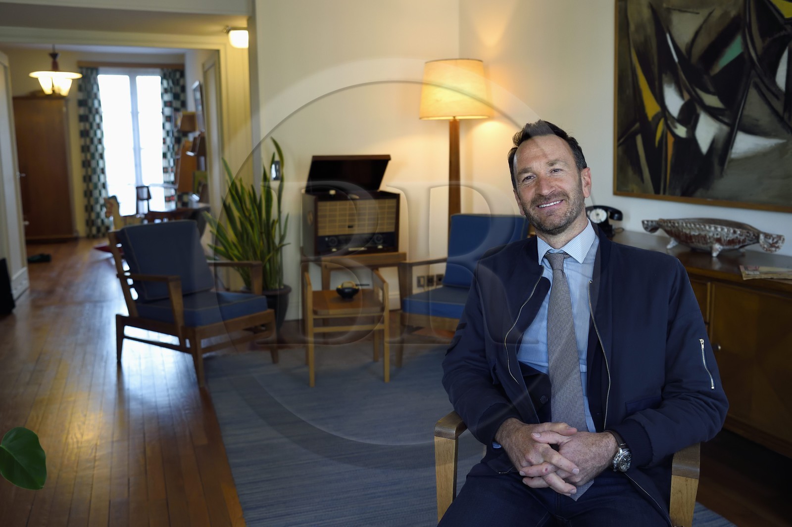 France, Seine-Maritime (76), Le Havre, Centre-ville reconstruit du Havre par Auguste Perret classé Patrimoine Mondial de l'UNESCO, Maison du Patrimoine atelier Perret, appartement temoin de la reconstuction, agencé et meublé année 1950, Vincent Duteurtre, l'architecte qui a présidé à la restauration du logement