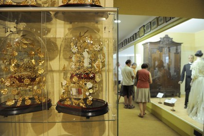 France, Loir et Cher, Villesavin Castle (Loire chateau), Wedding museum