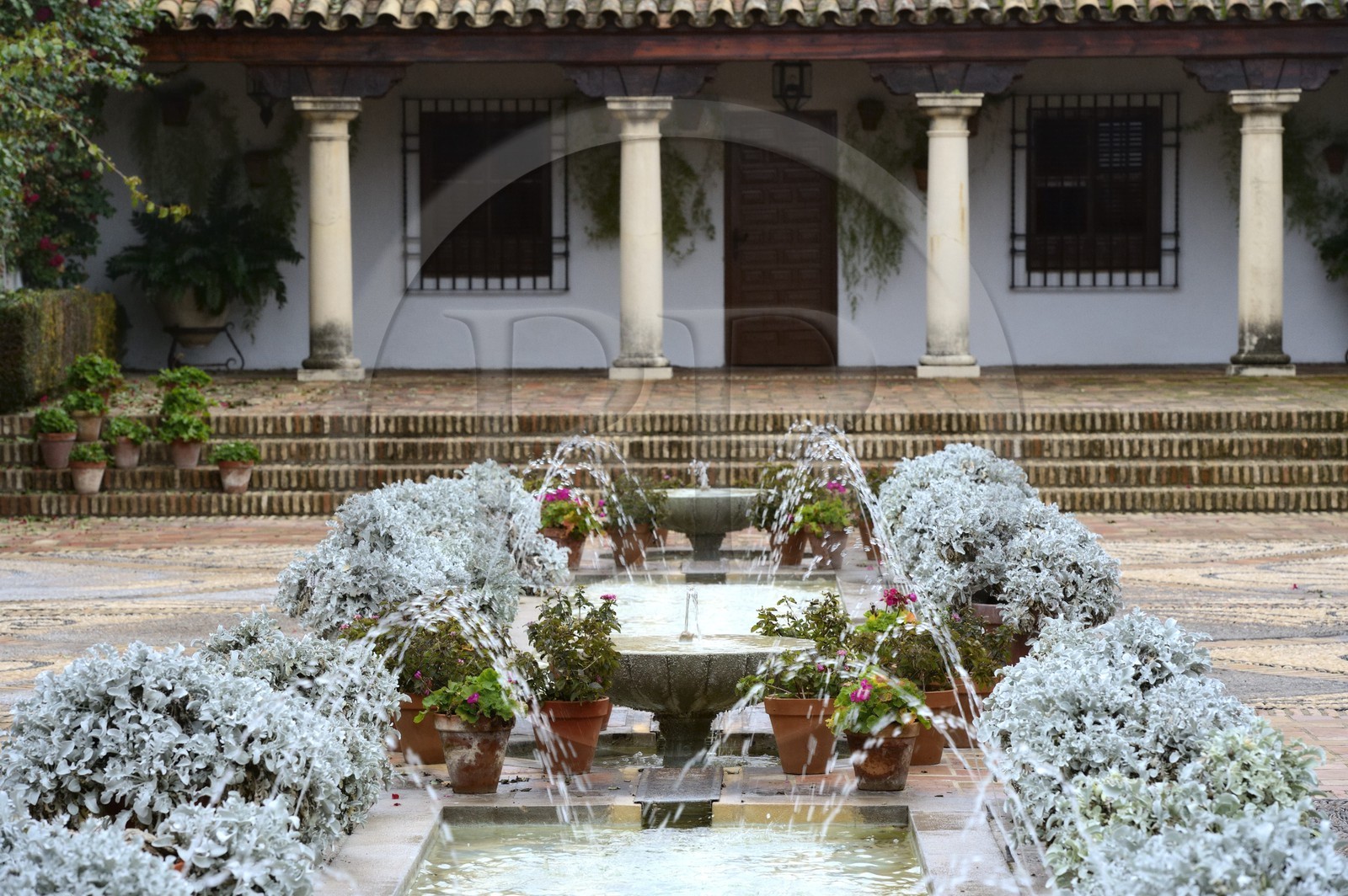 Espagne, Andalousie, Cordoue, Palais de Viana, patio des colonnes
